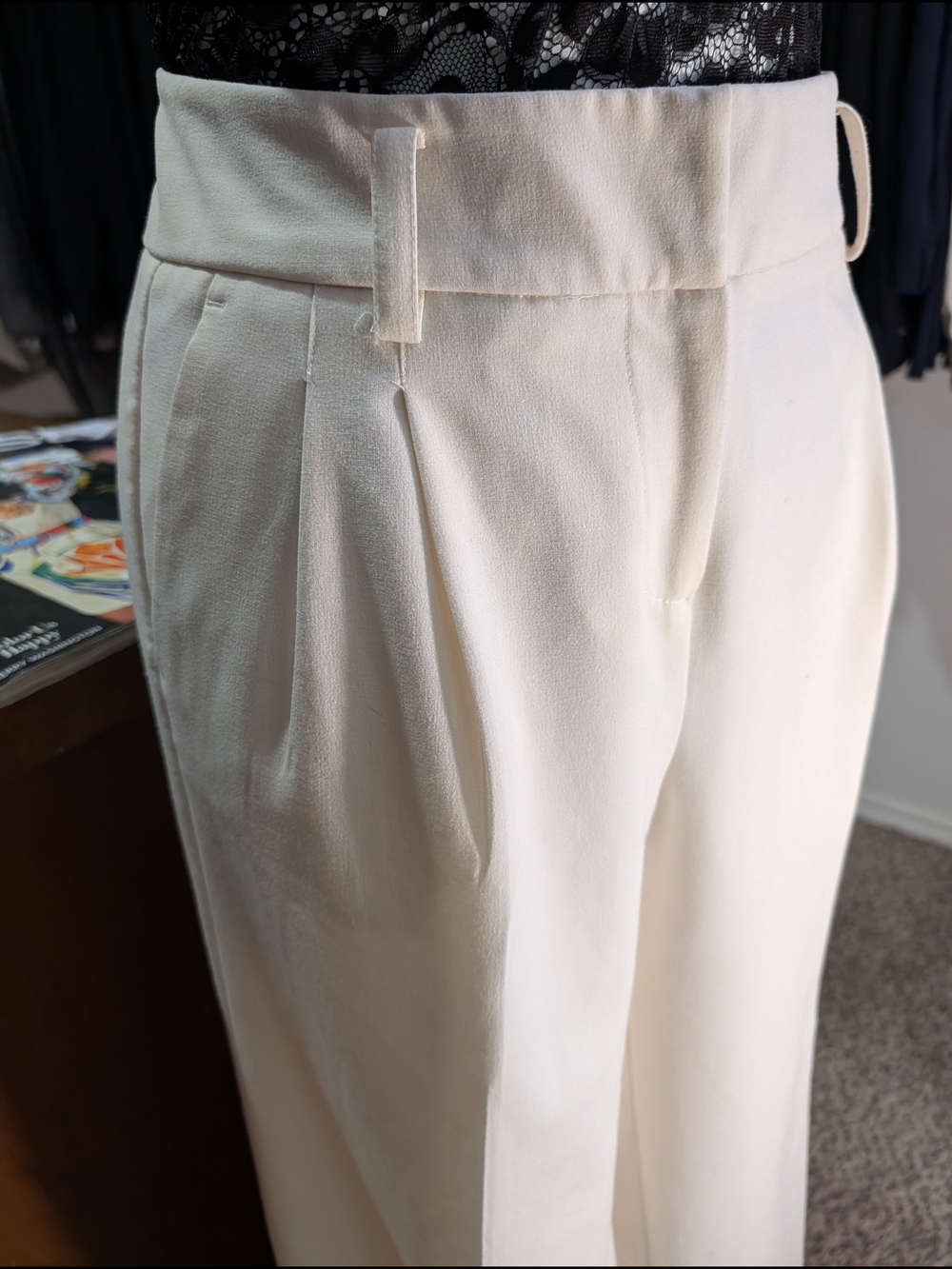 VINTAGE 2006 Elegant White Women's Blazer and Wide-Leg Trousers Set - Picture 5 of 8